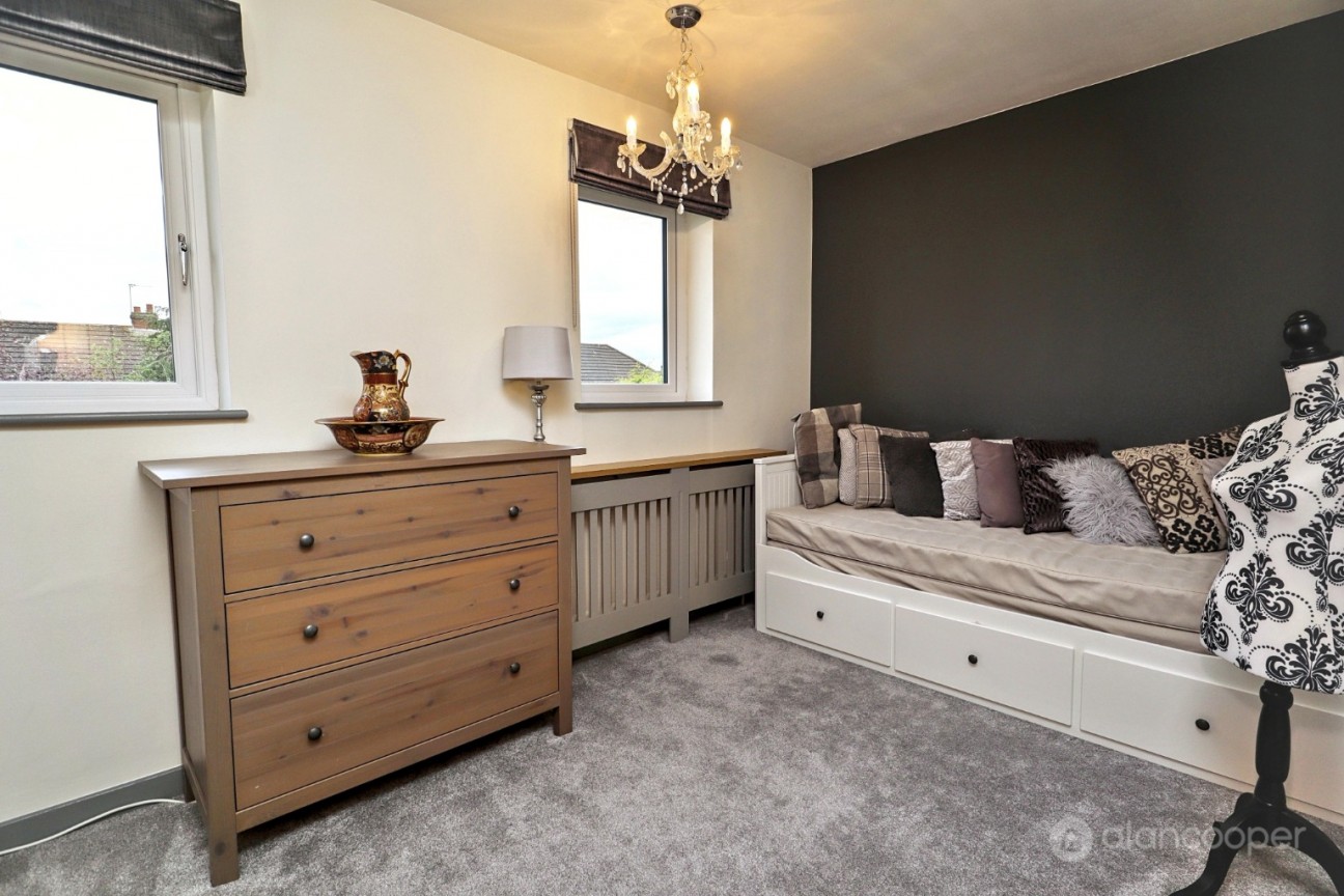 Milby Drive, St Nicolas Park, Nuneaton, CV11 6JS