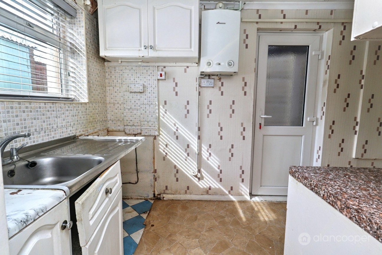 Barbridge Road, Bulkington, Bedworth, CV12 9PF