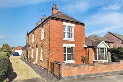 Wolvey Road, Bulkington, CV12 9JT