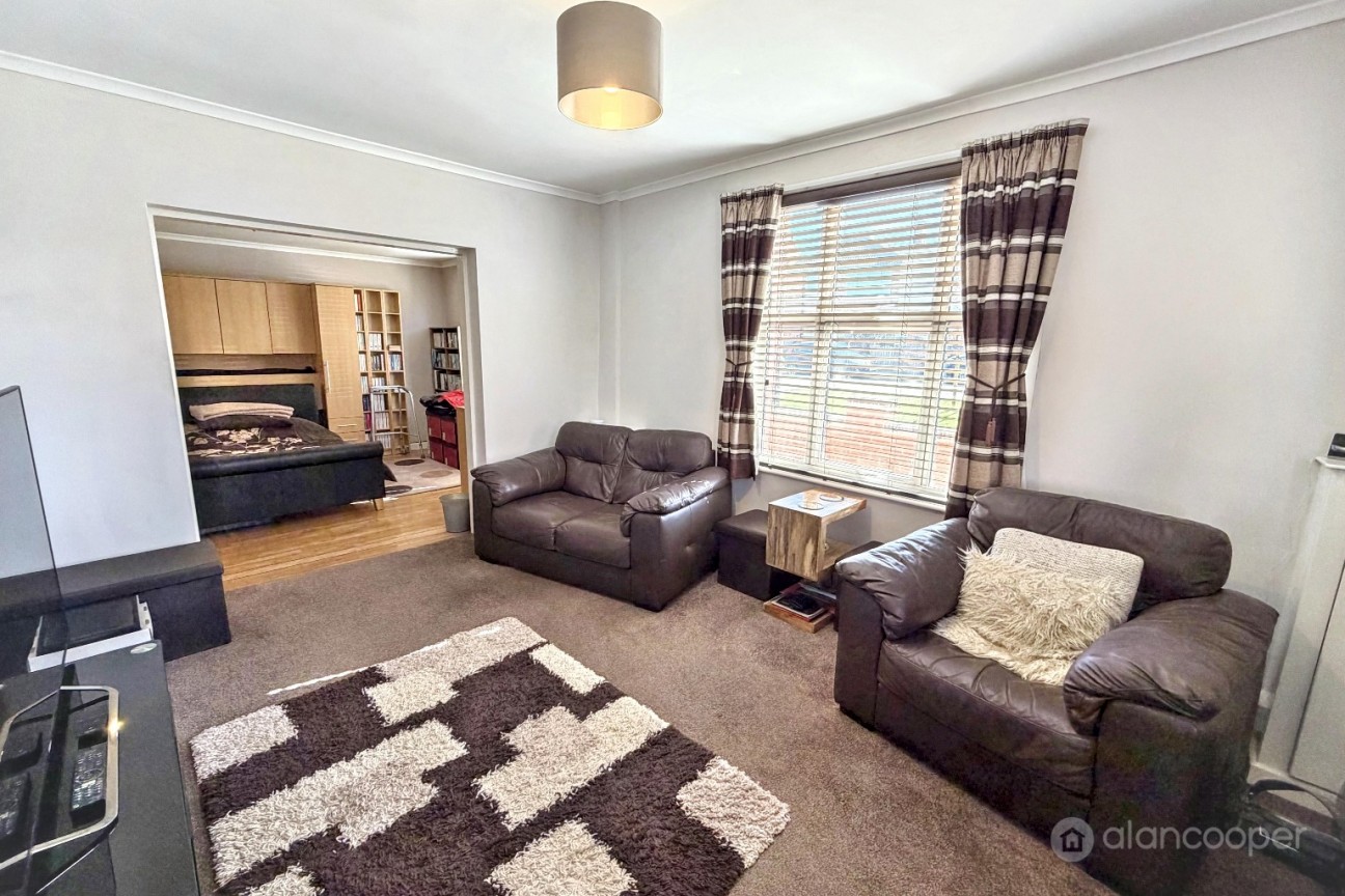 Wolvey Road, Bulkington, CV12 9JT