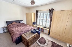 Wolvey Road, Bulkington, CV12 9JT