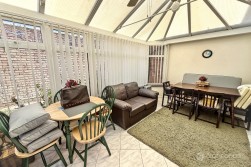 Wolvey Road, Bulkington, CV12 9JT