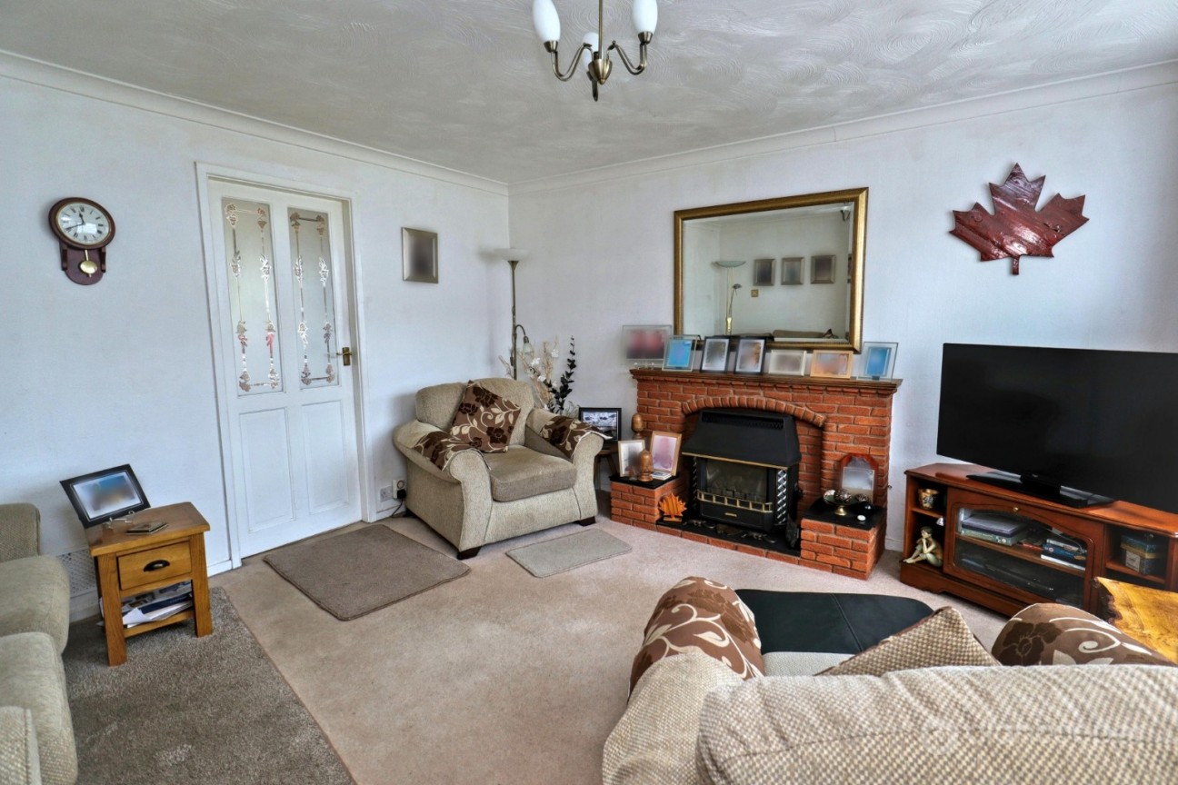 Acacia Crescent, Bedworth, CV12 9BZ