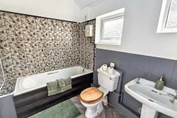 Gadsby Street, Attleborough, Nuneaton, CV11 4PD