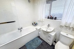 Berwyn Way, Church Farm, Nuneaton, CV10 8QW