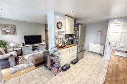 Berwyn Way, Church Farm, Nuneaton, CV10 8QW