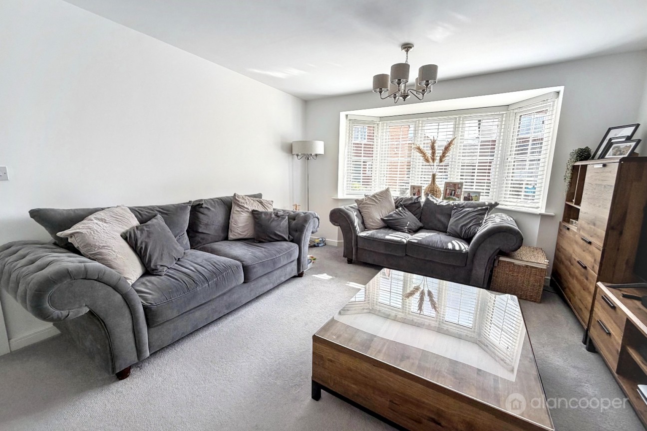 Doverton Close, Royal Park, Nuneaton, CV11 6WR