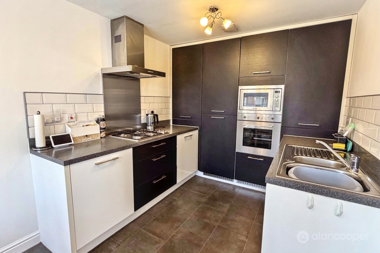 Currane Road, Eliot's View, Nuneaton, CV10 0HY