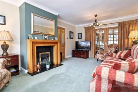 Clay Avenue, St Nicolas Park, Nuneaton, CV11 6DU