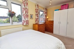Clay Avenue, St Nicolas Park, Nuneaton, CV11 6DU