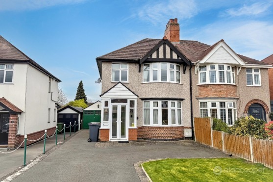 Bulkington Lane, Whitestone, Nuneaton, CV11 4SD