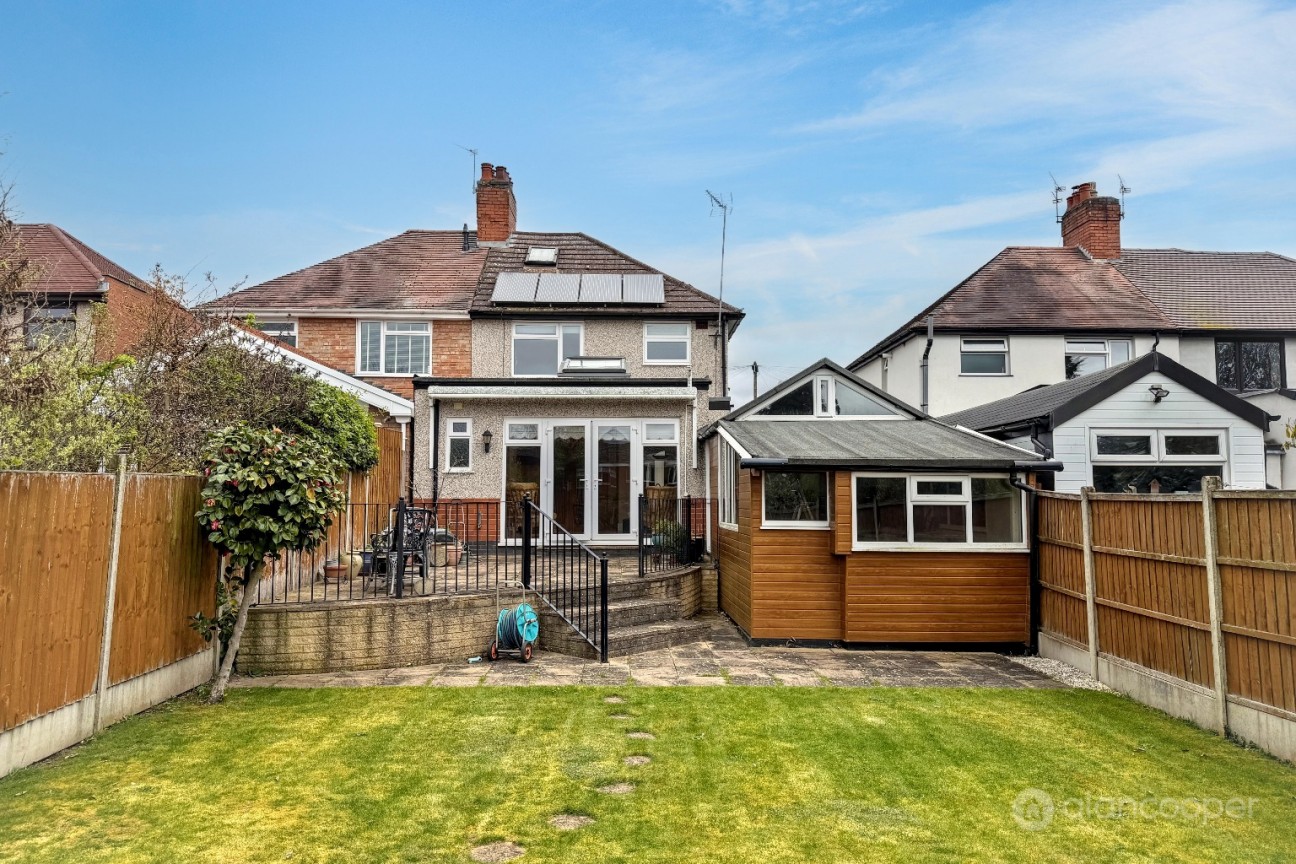 Bulkington Lane, Whitestone, Nuneaton, CV11 4SD