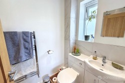 Tunnel Road, Galley Common, Nuneaton, CV10 9NL