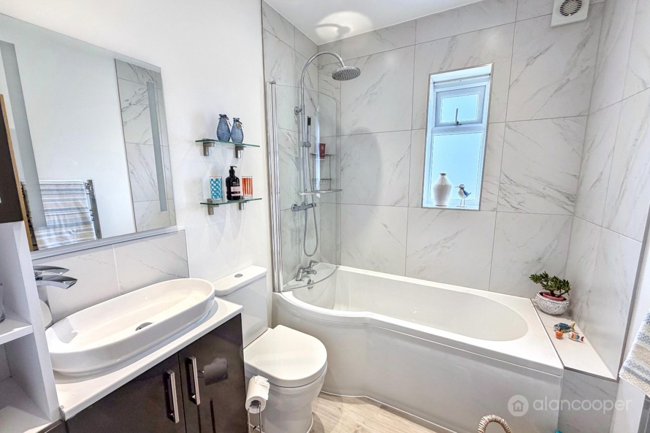 Tunnel Road, Galley Common, Nuneaton, CV10 9NL