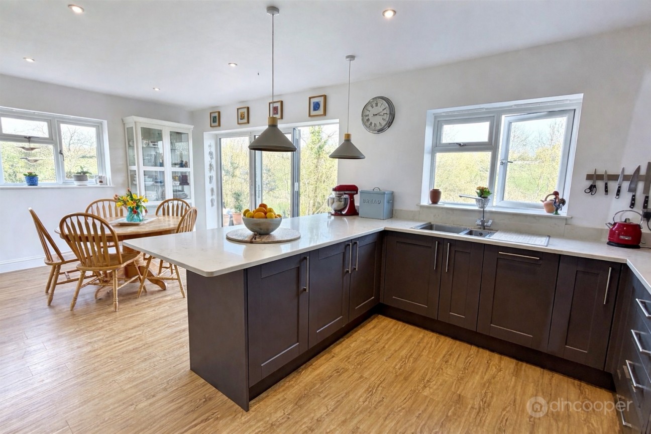 Tunnel Road, Galley Common, Nuneaton, CV10 9NL