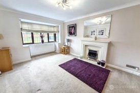 Dorchester Way, St Nicolas Park, Nuneaton, CV11 6XB