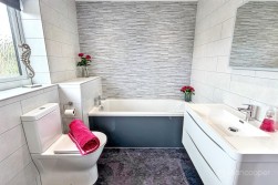 Dorchester Way, St Nicolas Park, Nuneaton, CV11 6XB