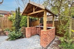 Dorchester Way, St Nicolas Park, Nuneaton, CV11 6XB