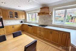 Dorchester Way, St Nicolas Park, Nuneaton, CV11 6XB