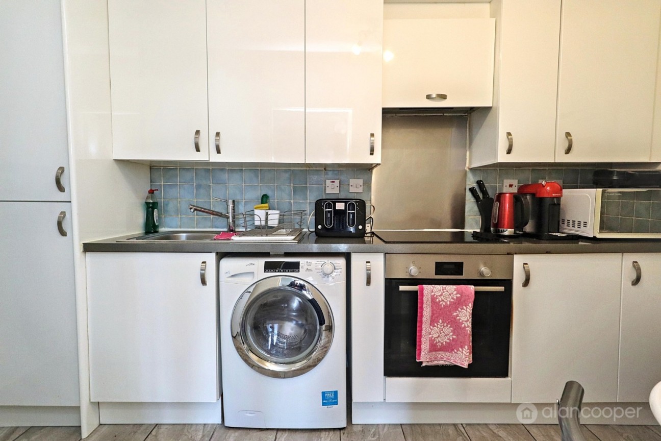 Flat, Vernons Mews, Black-A-Tree Road, Nuneaton, CV10 8DZ