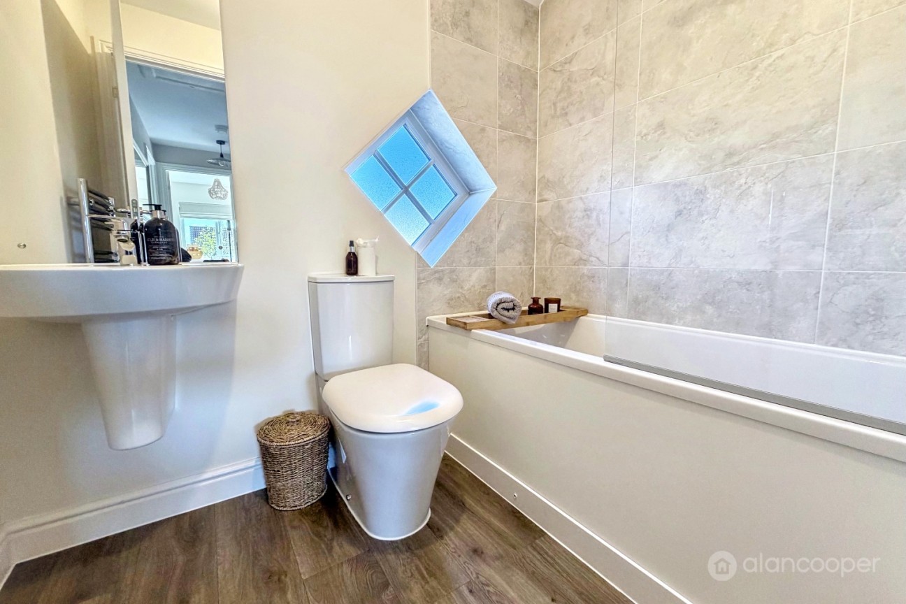 Hadrian Way, Heritage Fields, Nuneaton, CV11 6GS