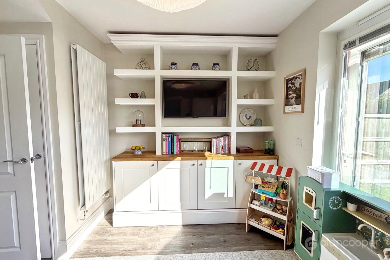 Hadrian Way, Heritage Fields, Nuneaton, CV11 6GS