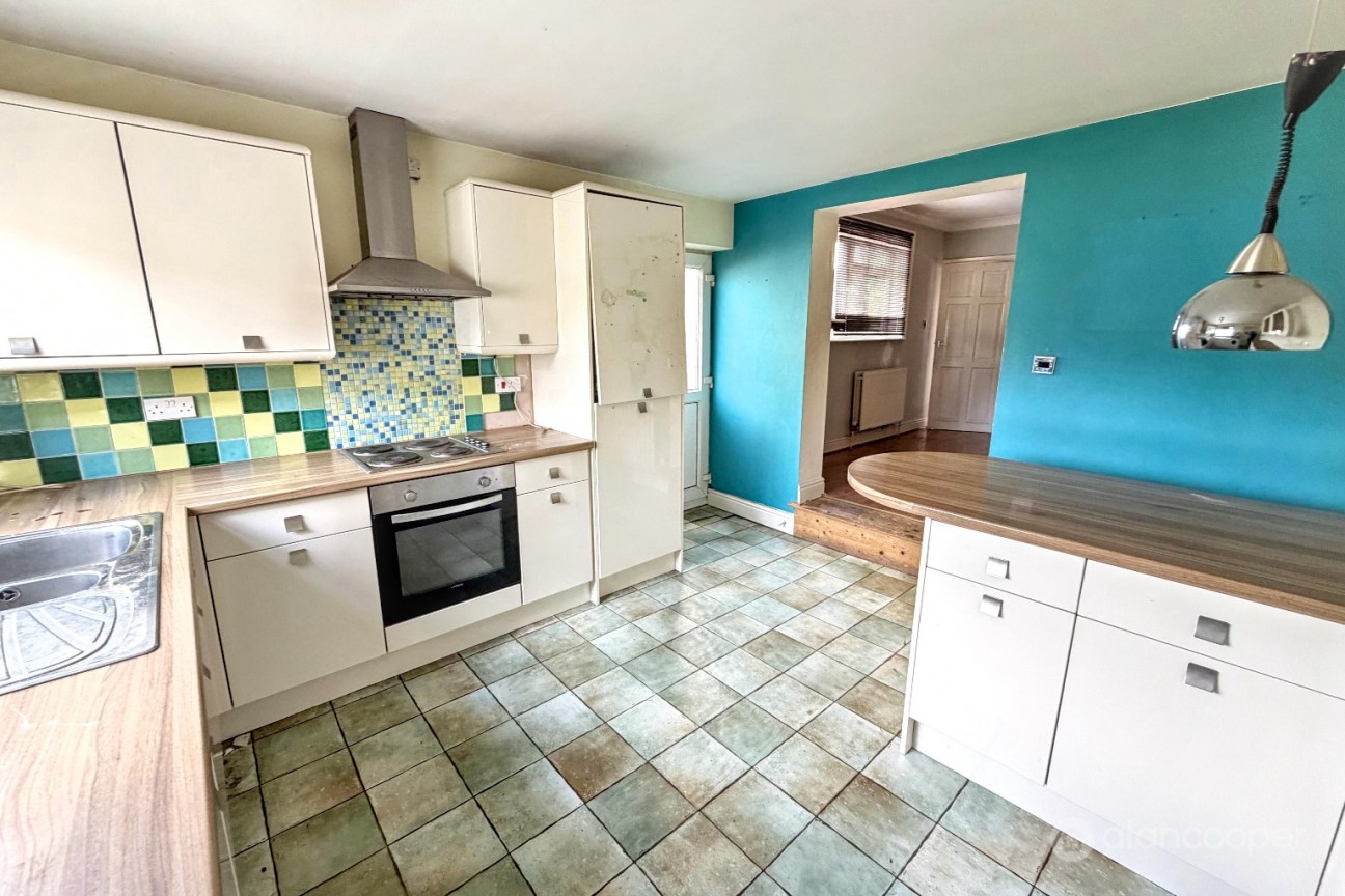 Brookdale Road, Weddington, Nuneaton, CV10 0BL