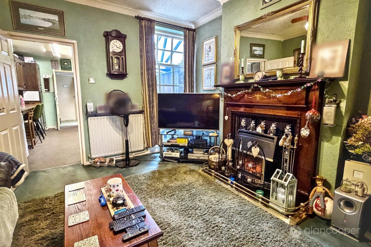 Stanley Road, Abbey Green, Nuneaton, CV11 5EW