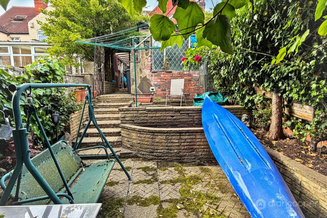 Stanley Road, Abbey Green, Nuneaton, CV11 5EW