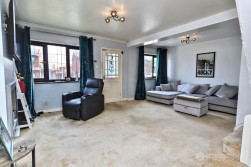 Orford Rise, Galley Common, Nuneaton, CV10 9RZ