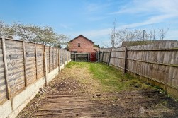 Kenilworth Drive, Weavers Green, Nuneaton, CV11 5XP