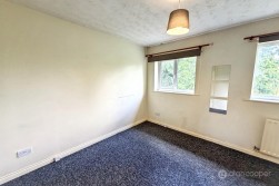 Kenilworth Drive, Weavers Green, Nuneaton, CV11 5XP