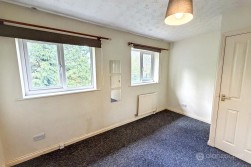 Kenilworth Drive, Weavers Green, Nuneaton, CV11 5XP