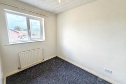 Kenilworth Drive, Weavers Green, Nuneaton, CV11 5XP