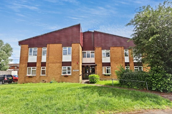 Braemar Way, Glendale, Nuneaton, CV10 7LF