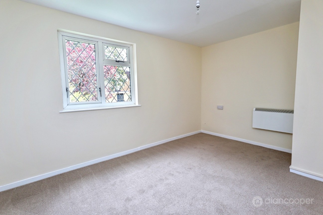 Braemar Way, Glendale, Nuneaton, CV10 7LF