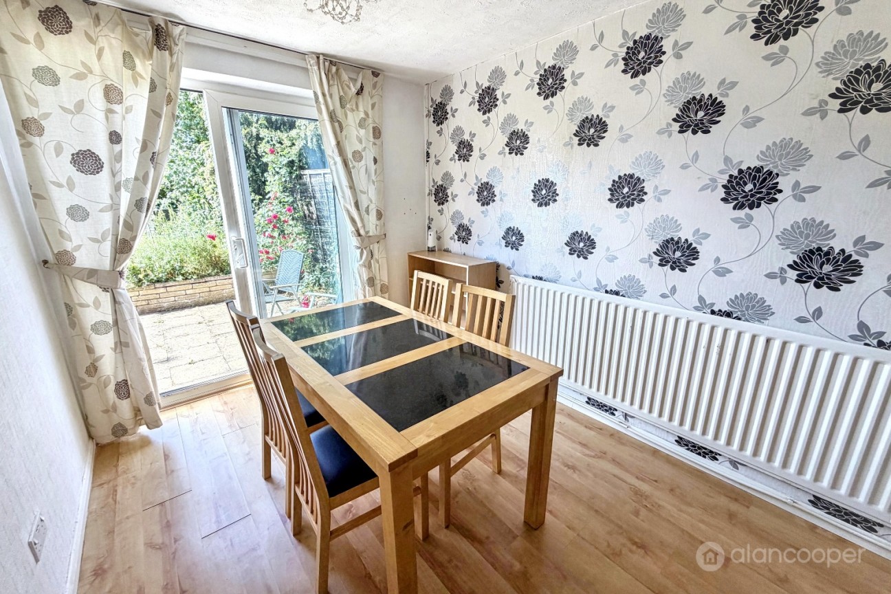 Brackendale Drive, Stockingford, Nuneaton, CV10 7DT