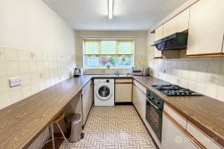 Rainsbrook Drive, Whitestone, Nuneaton, CV11 6UE