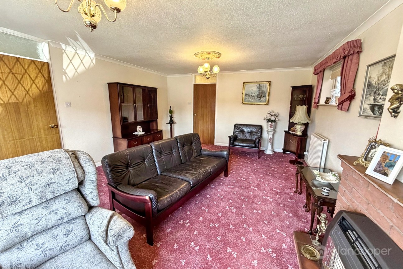 Rainsbrook Drive, Whitestone, Nuneaton, CV11 6UE