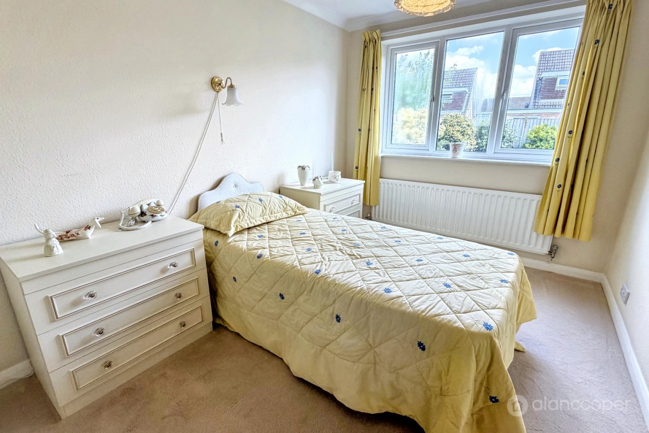 Rainsbrook Drive, Whitestone, Nuneaton, CV11 6UE