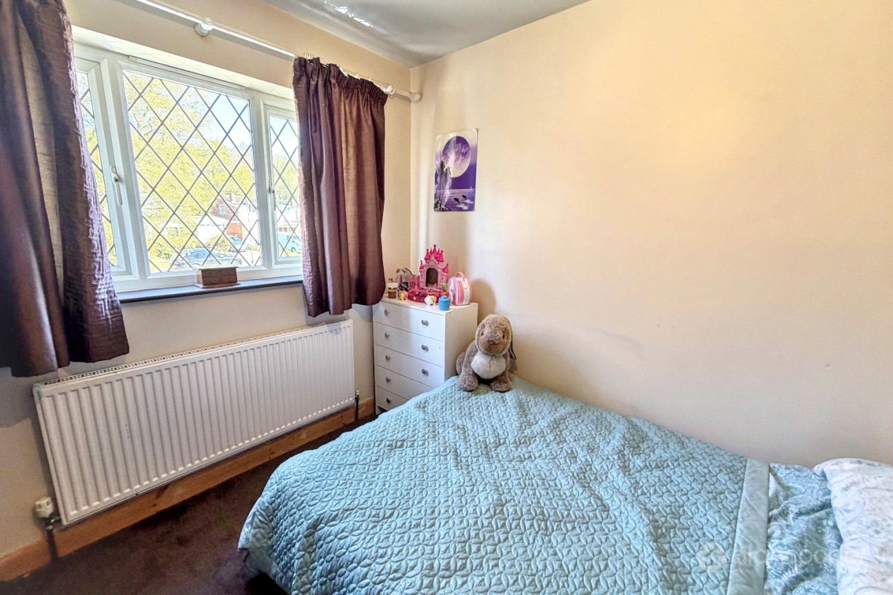 Hillside Drive, Nuneaton, CV10 0LF