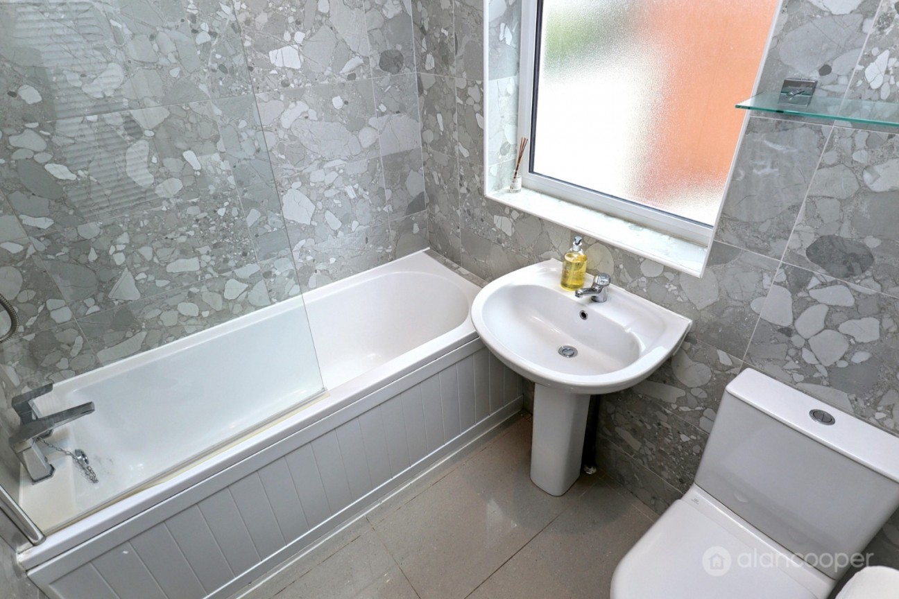 Heath End Road, Stockingford, Nuneaton, CV10 7JG