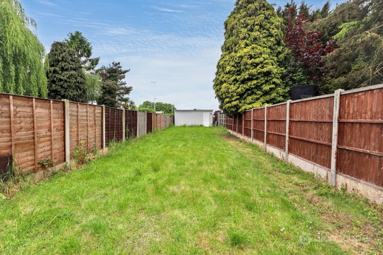 Heath End Road, Stockingford, Nuneaton, CV10 7JG
