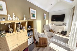King Edward Road, Nuneaton, CV11 4BB