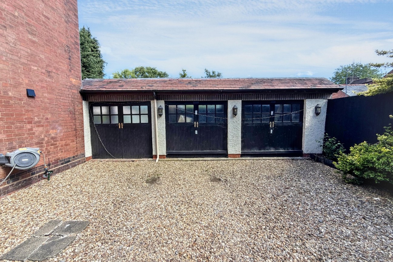 King Edward Road, Nuneaton, CV11 4BB
