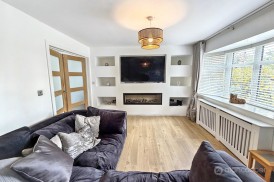 Charnwood Avenue, Arbury View, Nuneaton, CV10 7NZ