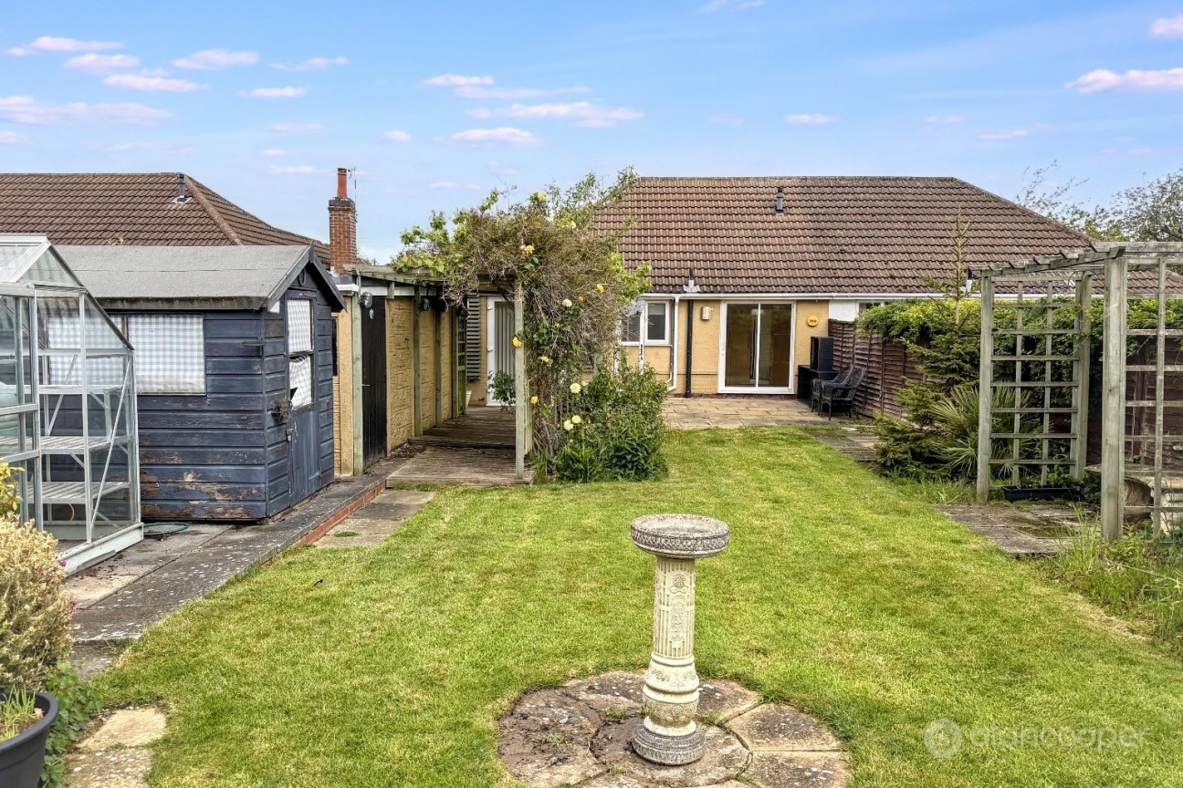 Cleveland Road, Bulkington, CV12 9PH