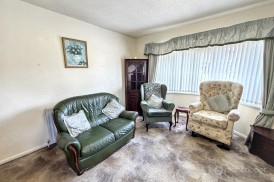 Nuneaton Road, Bulkington, CV12 9QP