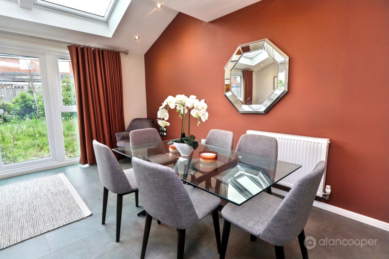 Adelie Road, Galley Common, Nuneaton, CV10 9GZ