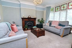 Hinckley Road, Nuneaton, CV11 6LG